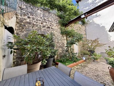 Maison - 147 m² - 5 pièces