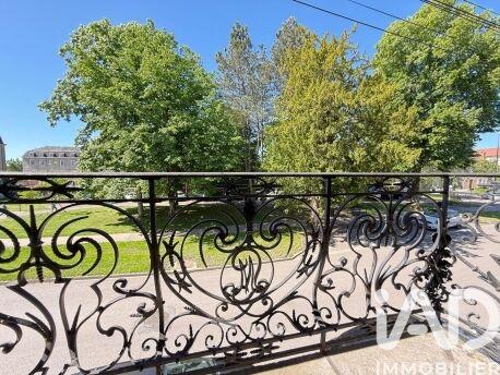 Maison de ville - 259 m² - 8 pièces