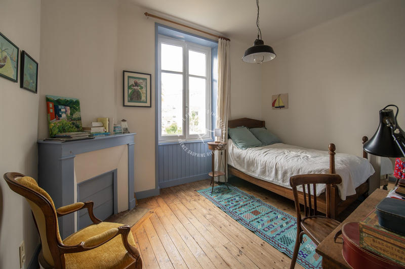 Maison ancienne - 200 m² - 9 pièces