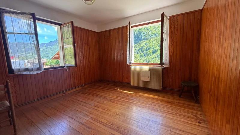 Maison - 167 m² - 8 pièces