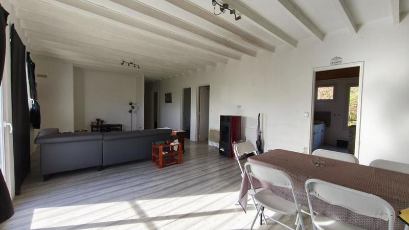 Maison - 140 m² - 7 pièces