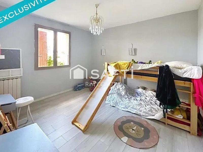 Maison - 94 m² - 5 pièces