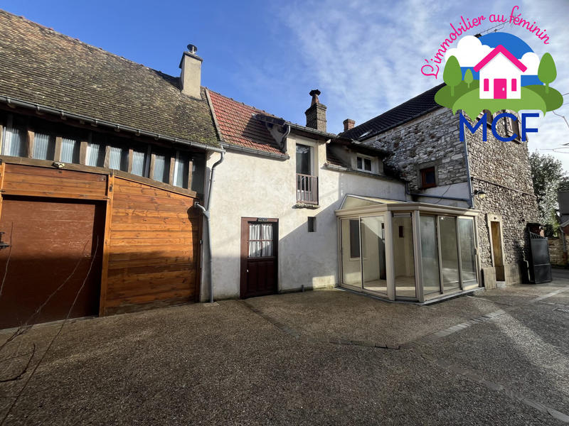 Maison ancienne - 174 m² - 8 pièces