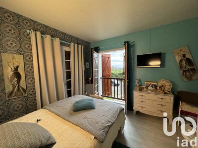 Maison - 210 m² - 7 pièces