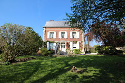 Maison de maîtres - 273 m² - 11 pièces
