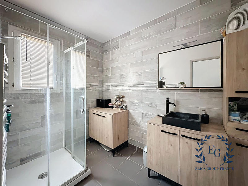 Maison - 105 m² - 4 pièces