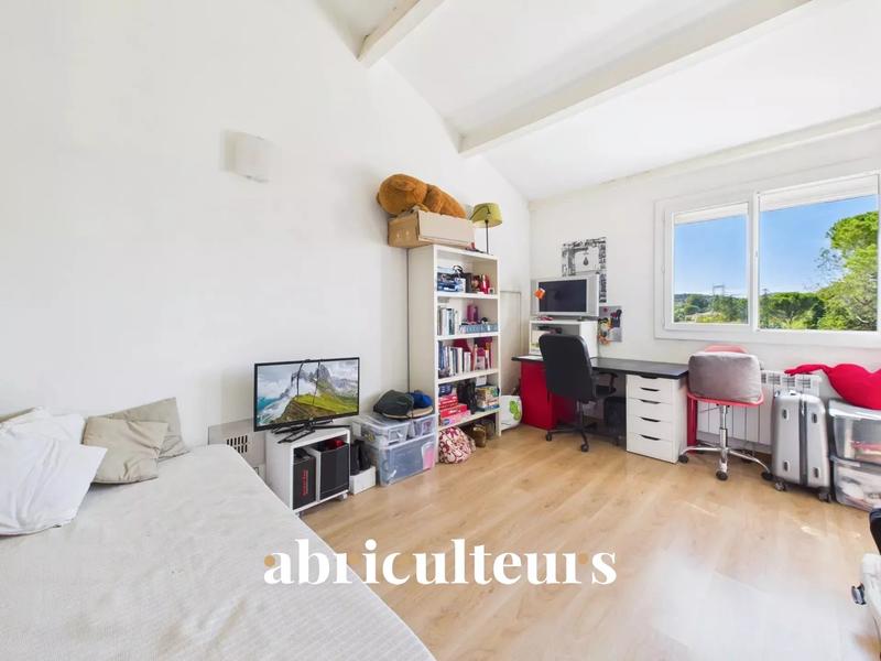 Maison - 192 m² - 7 pièces