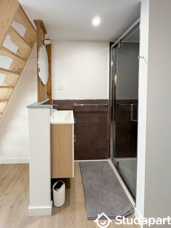 Chambre - 12 m² - 1 pièce