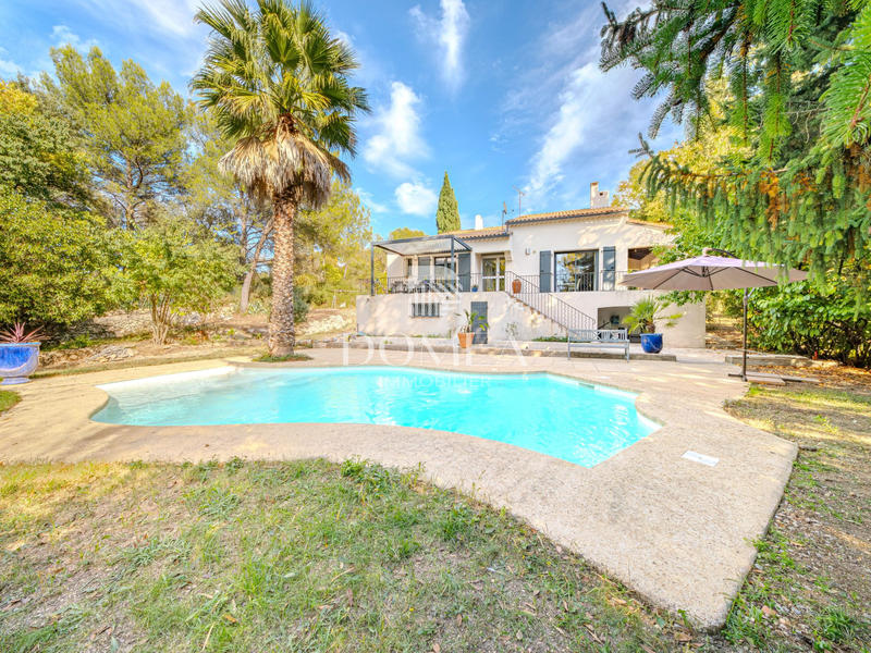 Villa - 170 m² - 7 pièces