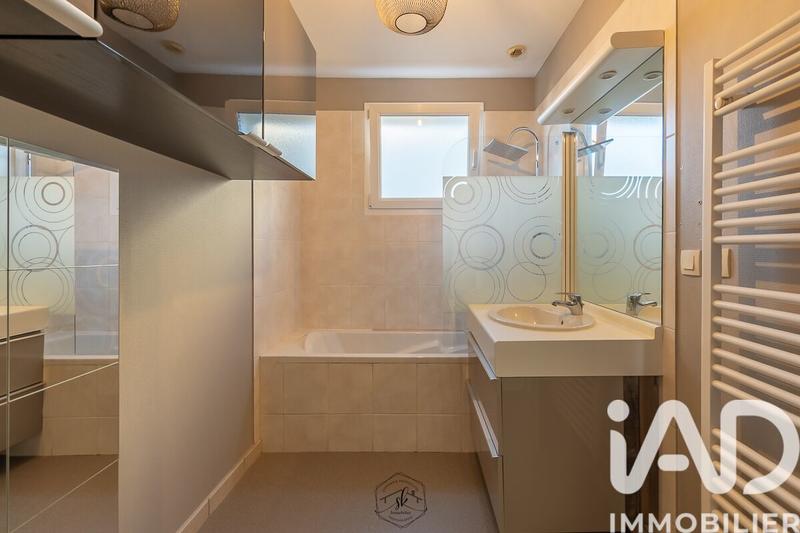 Maison - 110 m² - 6 pièces