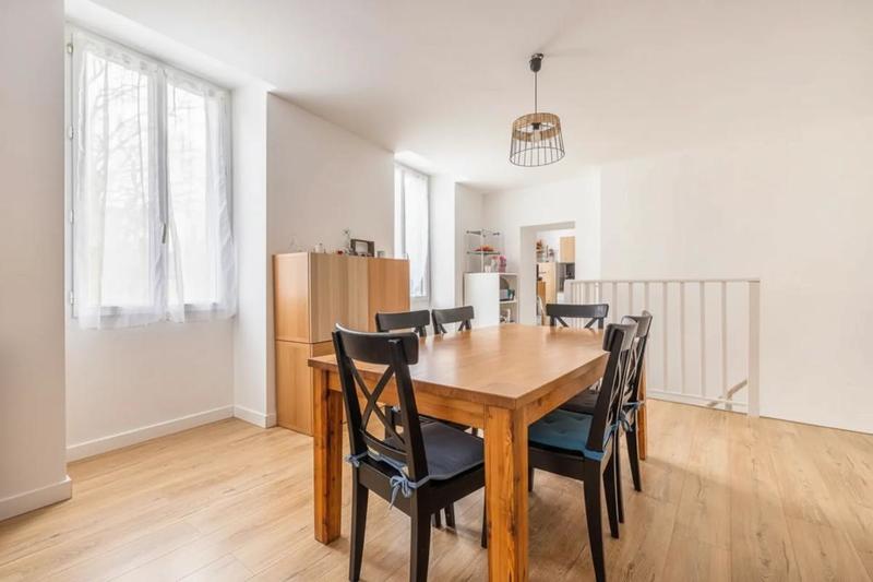 Appartement - 95 m² - 4 pièces