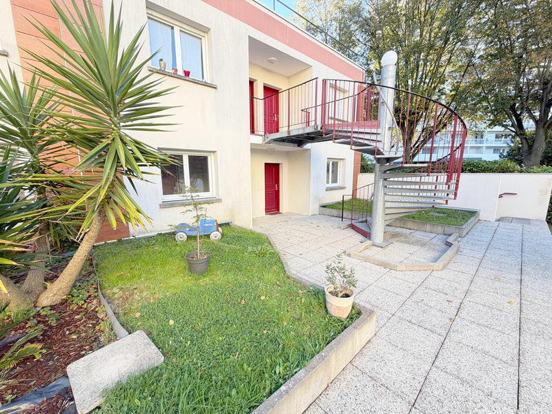 Appartement - 86 m² - 4 pièces