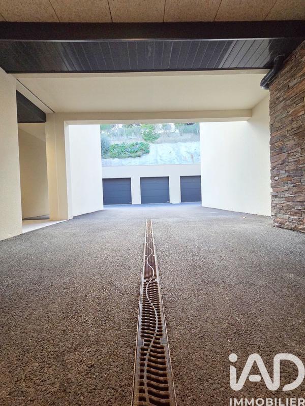 Appartement - 98 m² - 4 pièces