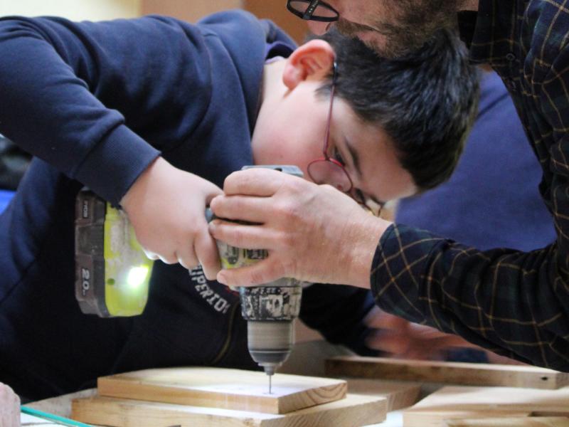 Semaine de la Biodiversité - Construction d'un nichoir à Oiseaux à Terres d'Oiseaux
