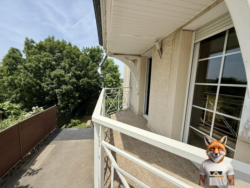 Appartement - 179 m² - 5 pièces