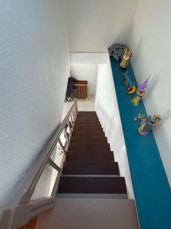 Maison - 225 m² - 8 pièces