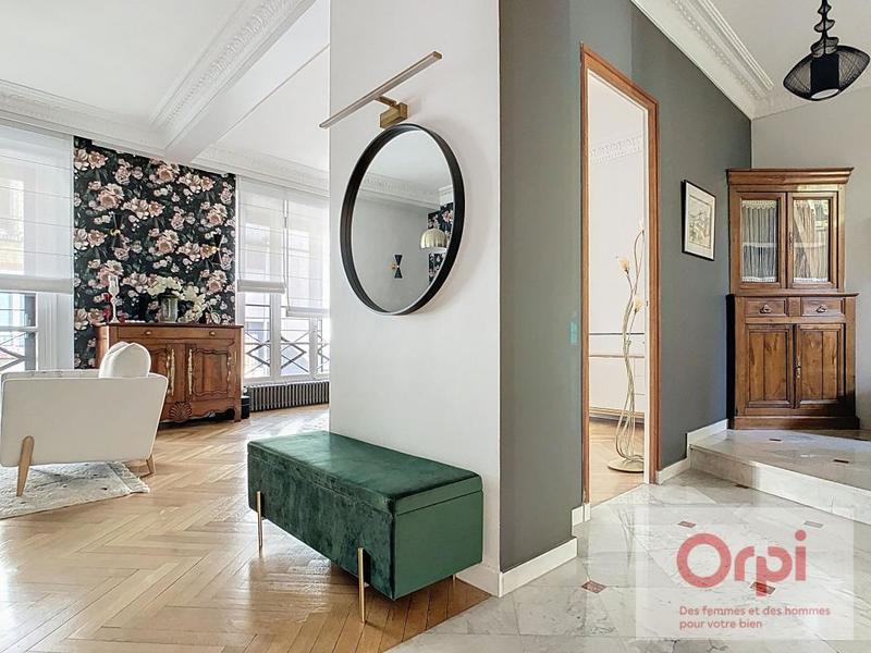 Maison - 188 m² - 6 pièces