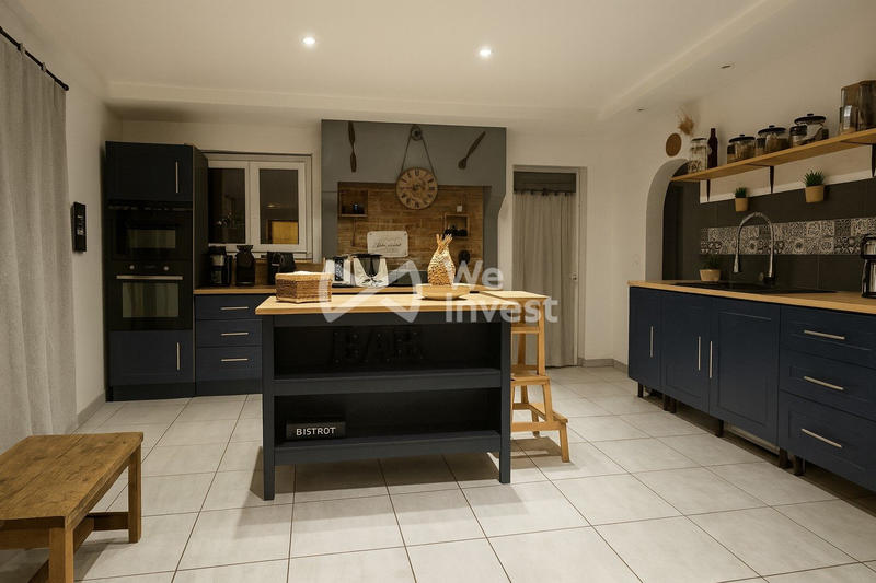 Maison - 200 m² - 6 pièces