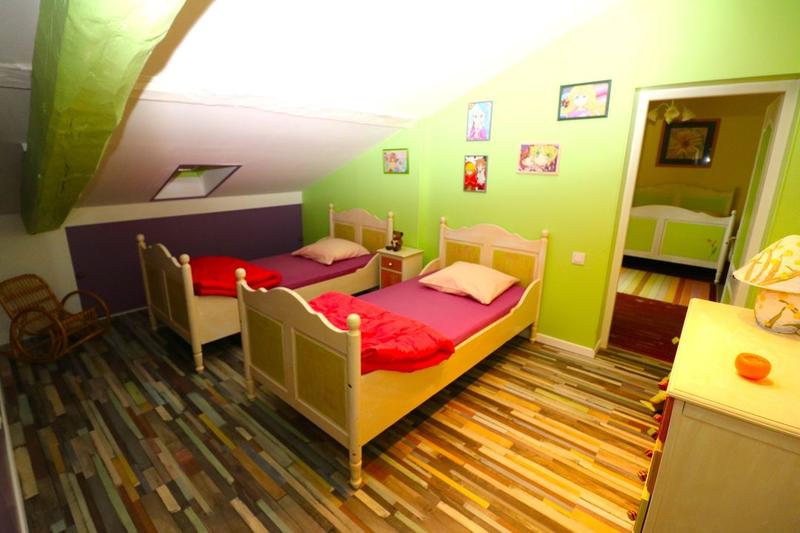 Propriété - 480 m² - 18 pièces