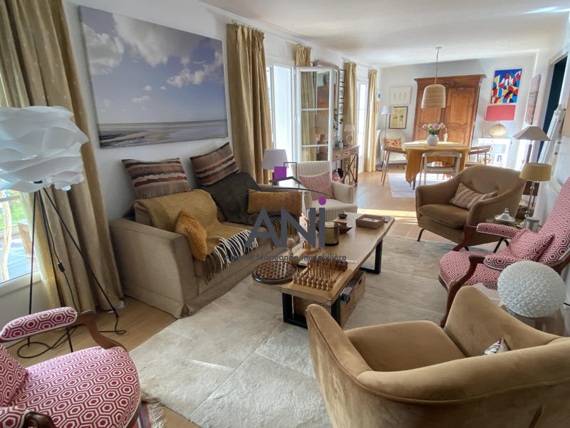 Maison - 178 m² - 7 pièces