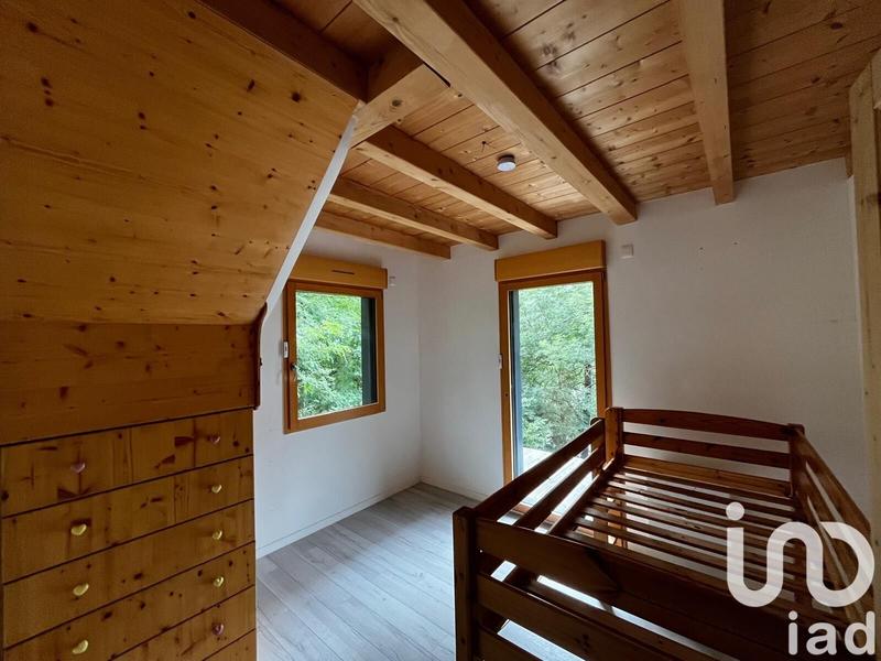 Châlet - 111 m² - 4 pièces