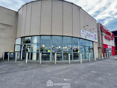 Local commercial - 164 m² - 2 pièces