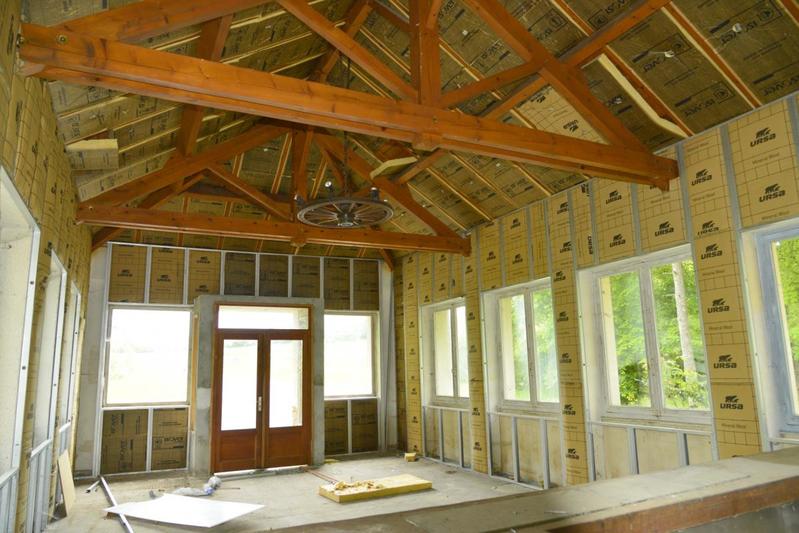 Services - 350 m² - 12 pièces