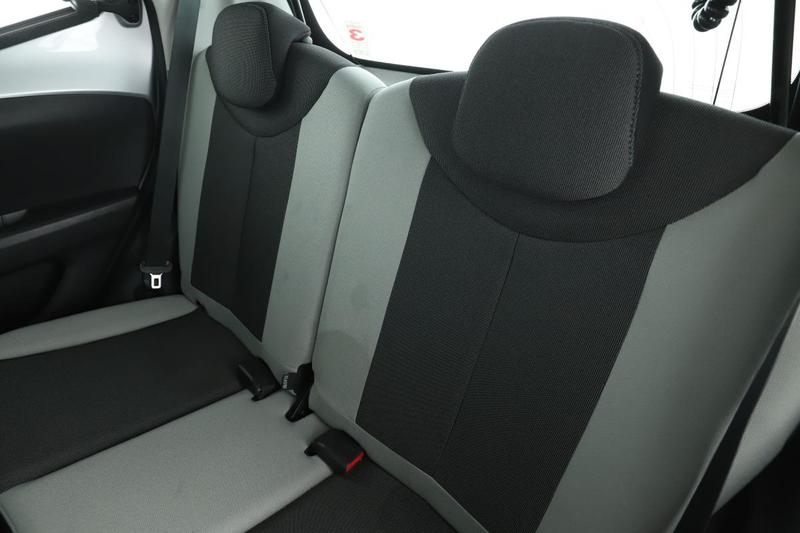 Toyota Aygo 1.0 Vvt-i X-Play 5p 69 ch