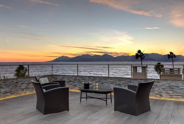 Duplex - 126 m² - 6 pièces