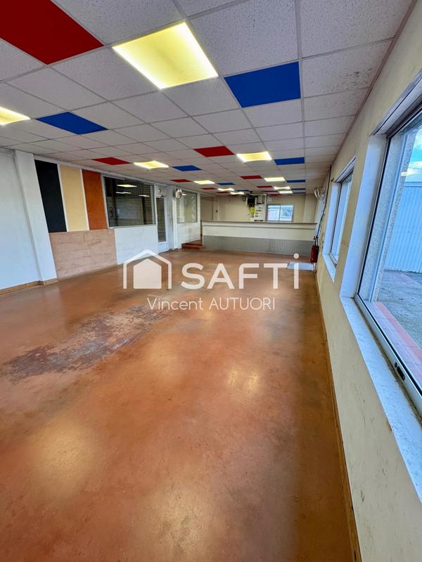 Local commercial - 450 m² - 2 pièces