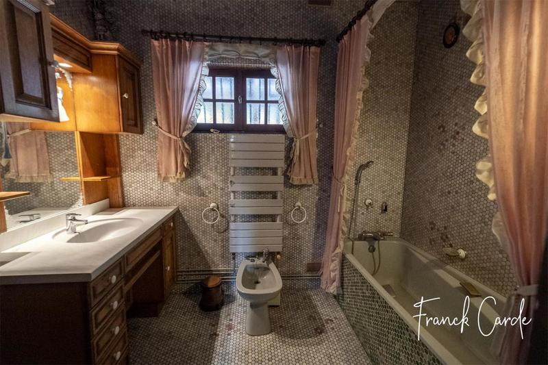 Chaumière - 170 m² - 7 pièces