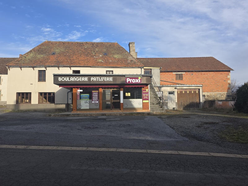 Maison - 216 m² - 8 pièces