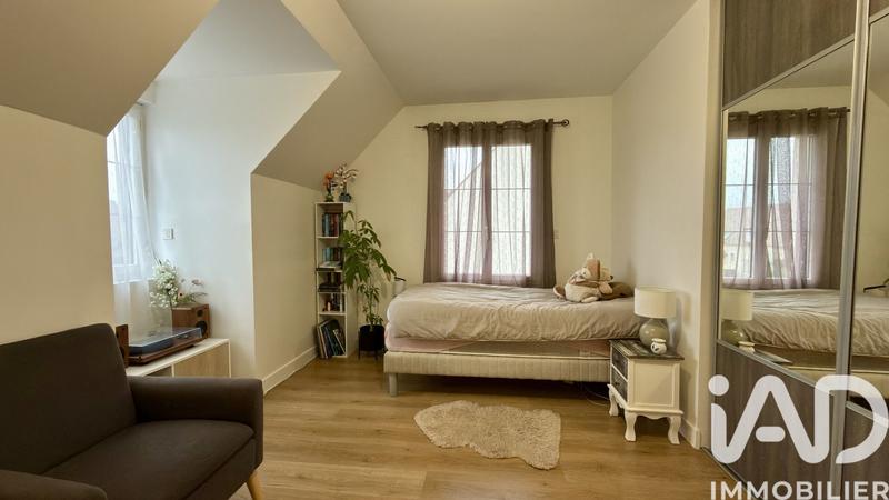 Maison - 169 m² - 7 pièces