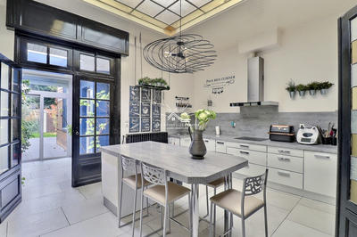 Maison - 178 m² - 7 pièces