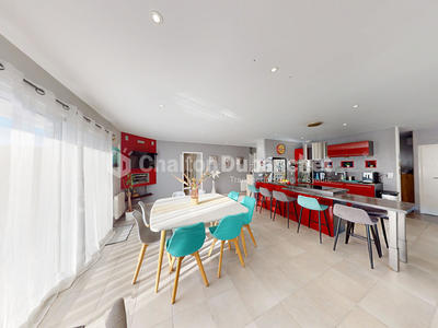 Maison - 105 m² - 5 pièces