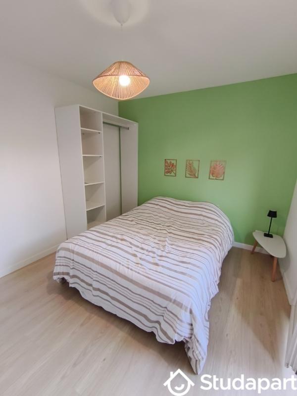 Chambre - 10 m² - 1 pièce