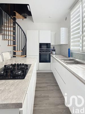 Maison - 70 m² - 4 pièces