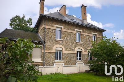 Maison de village - 262 m² - 10 pièces