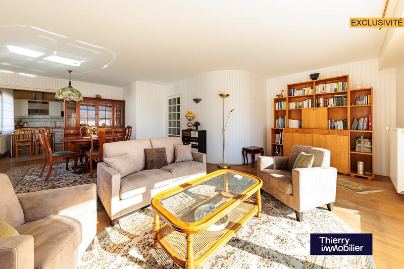 Appartement - 111 m² - 5 pièces