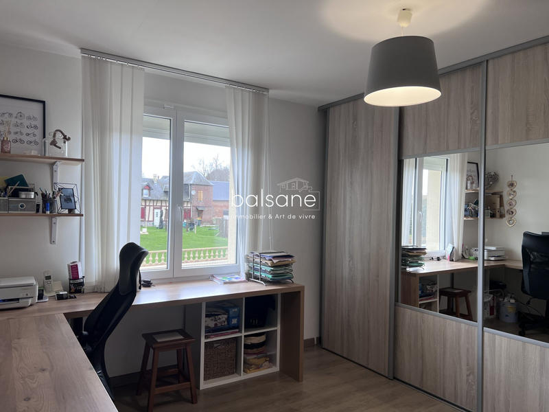 Maison - 185 m² - 9 pièces