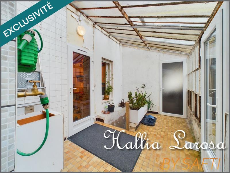 Maison - 245 m² - 8 pièces