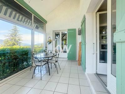Maison - 159 m² - 6 pièces