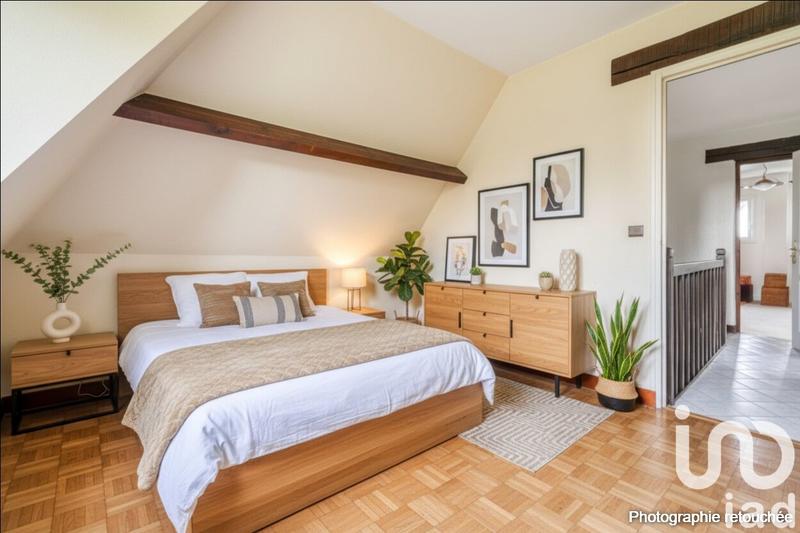 Maison - 95 m² - 4 pièces