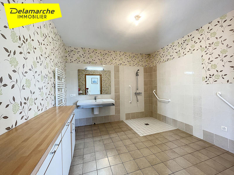 Maison - 137 m² - 6 pièces