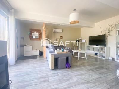 Maison - 400 m² - 5 pièces