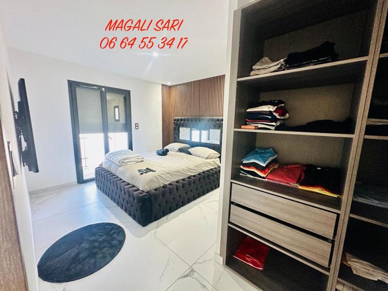 Villa - 185 m² - 8 pièces