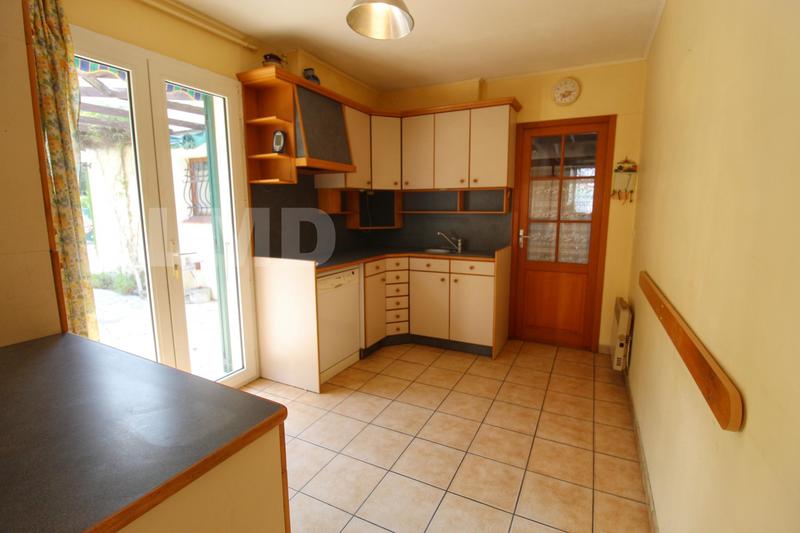 Maison - 90 m² - 3 pièces