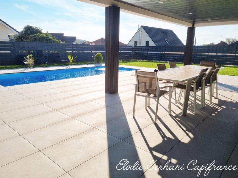 Maison - 245 m² - 7 pièces