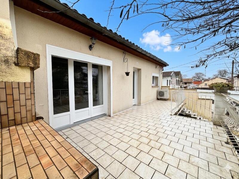 Maison - 92 m² - 4 pièces