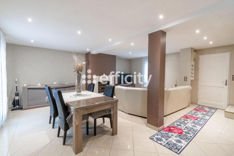 Pavillon - 118 m² - 7 pièces